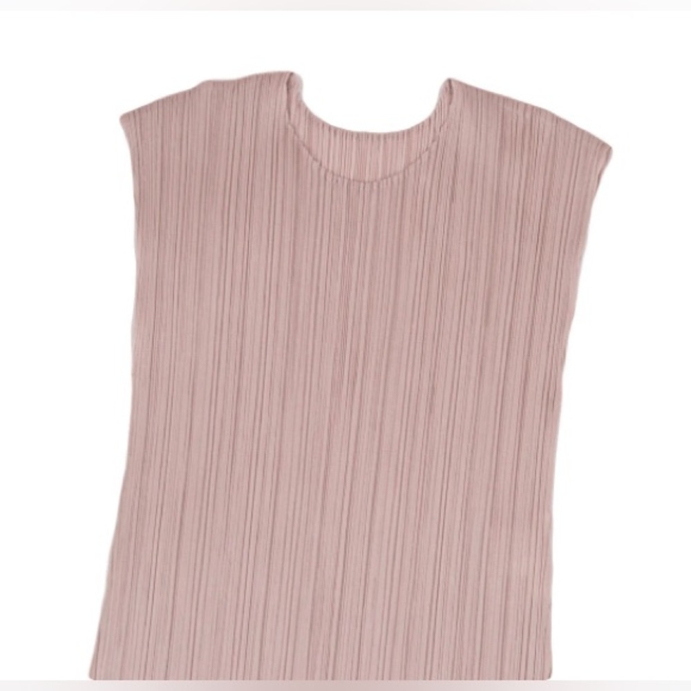Elegant Pleated Pink Sleeveless Blouse